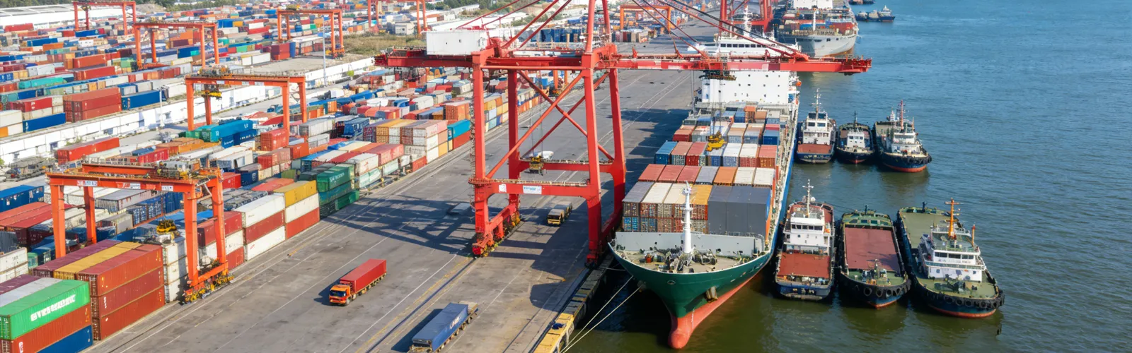 जहाज और बंदरगाह